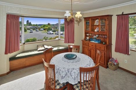 Photo of property in 16 Randell Place, Te Puke, 3119