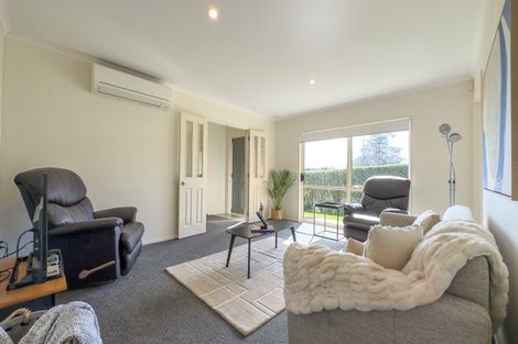 Photo of property in 11 Totara Place, Te Kauwhata, 3710