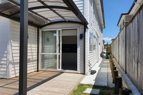 Photo of property in 5 Bruckless Drive, Flat Bush, Auckland, 2019