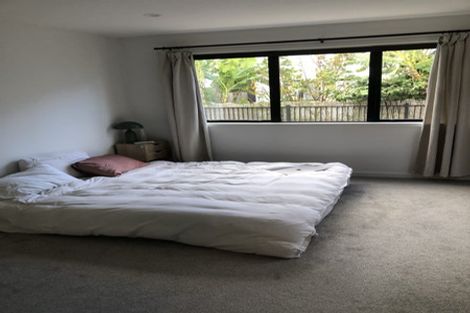 Photo of property in 15 Pohewa Road, Silverdale, 0932