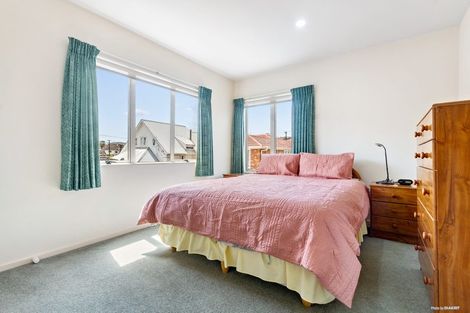 Photo of property in 33a Rogan Street, Mount Roskill, Auckland, 1041