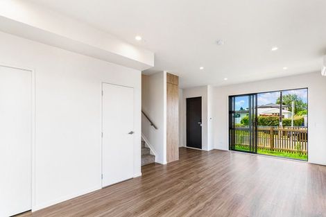 Photo of property in 1/22 Coniston Avenue, Te Atatu South, Auckland, 0610