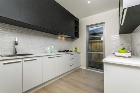 Photo of property in 39 Fruitlands Road, Kumeu, 0810