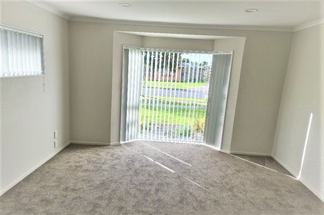 Photo of property in 71 Medvale Avenue, Flat Bush, Auckland, 2019