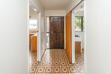 Photo of property in 19 Tongariro Street, Castlecliff, Whanganui, 4501