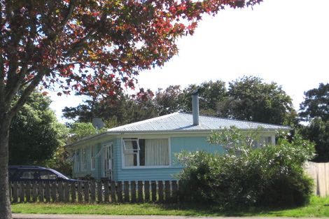 Photo of property in 10 Universal Drive, Henderson, Auckland, 0610