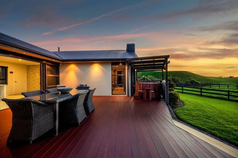 Photo of property in 1058 Mangorei Road, Mangorei, New Plymouth, 4371