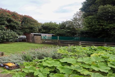 Photo of property in 27 Galt Street, Hawera, 4610