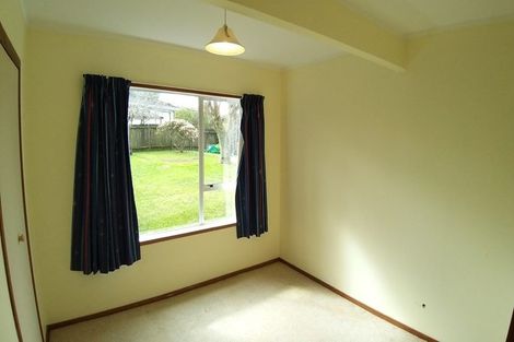Photo of property in 19 St Catherine Crescent, West Harbour, Auckland, 0618