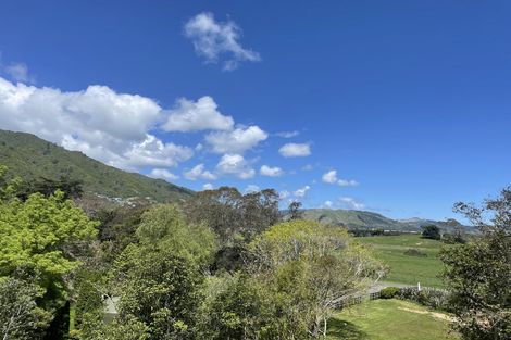 Photo of property in 52 Greenhill Road, Waikanae, 5391