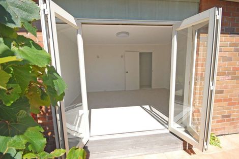 Photo of property in 1/99 Kowhai Road, Mairangi Bay, Auckland, 0630