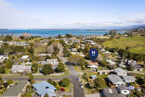 Photo of property in 11 Pohutukawa Drive, Athenree, Katikati, 3177