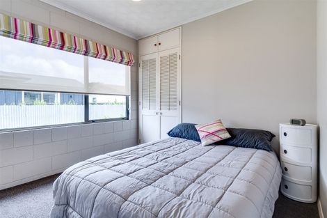 Photo of property in 6 Cooke Place, Taradale, Napier, 4112