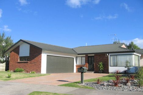 Photo of property in 8 Bucksburn Place, Greenmeadows, Napier, 4112