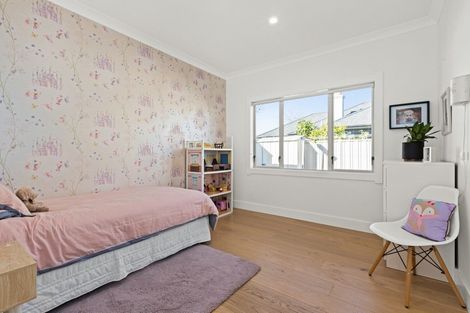 Photo of property in 43 Fairview Place, Havelock North, 4130