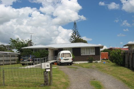 Photo of property in 15 Brentford Place, Manurewa, Auckland, 2102