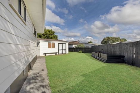 Photo of property in 71 Burundi Avenue, Clendon Park, Auckland, 2103