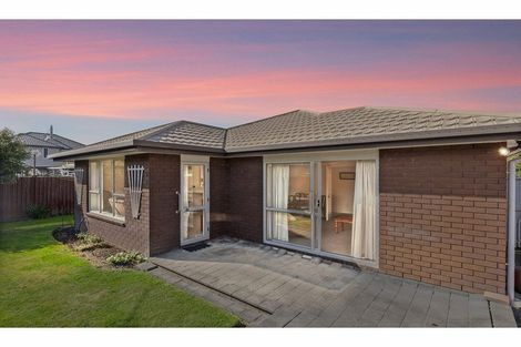 Photo of property in 2/3 Ravenna Street, Avonhead, Christchurch, 8042