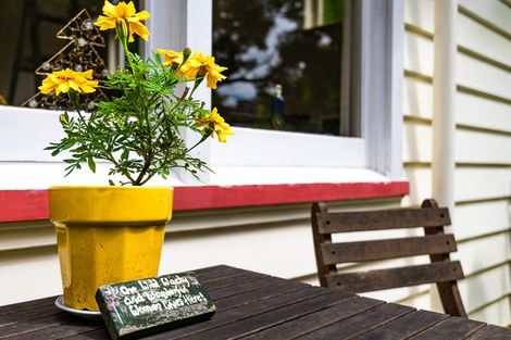 Photo of property in 51 Tarawera Road, Johnsonville, Wellington, 6037