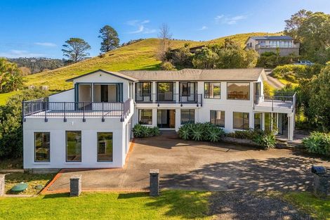 Photo of property in 61 Wharekaho Sh25 Road, Wharekaho, Whitianga, 3592