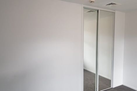 Photo of property in Shoal Haven Apartments, 202c/130 Anzac Street, Takapuna, Auckland, 0622