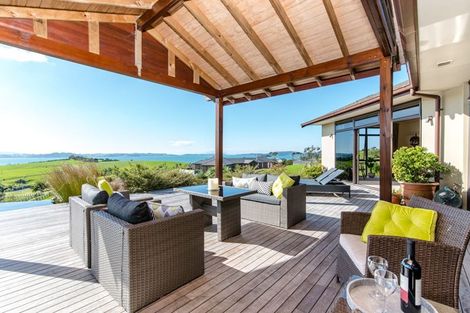 Photo of property in 6 Tiro Kokoru Lane, Mahurangi East, Warkworth, 0982