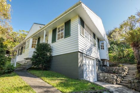 Photo of property in 11 Goddard Grove, Churton Park, Wellington, 6037