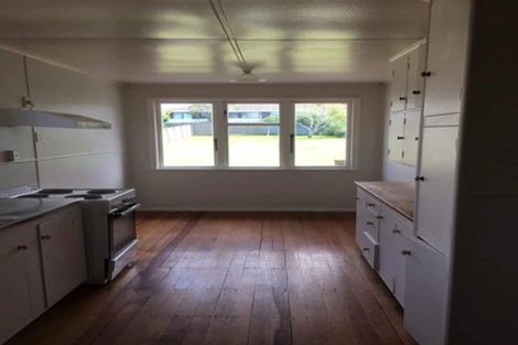 Photo of property in 40 Wattle Street, New Lynn, Auckland, 0600