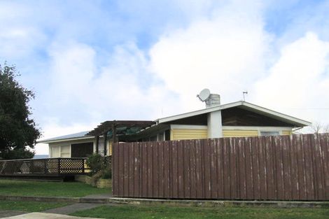 Photo of property in 15 Whitby Crescent, Flaxmere, Hastings, 4120