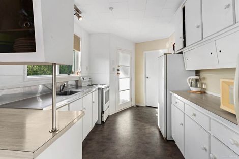 Photo of property in 11 Murillo Place, Henderson, Auckland, 0612