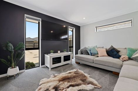 Photo of property in 12 Whincops Road, Halswell, Christchurch, 8025