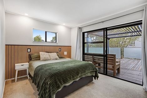 Photo of property in 2/9 Eastwood Rise, Browns Bay, Auckland, 0630