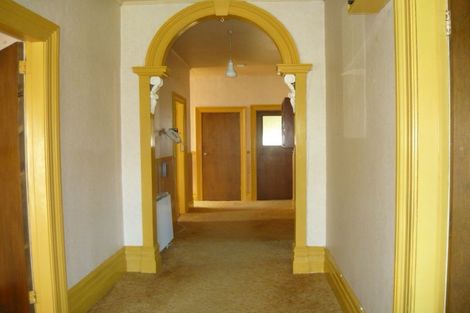 Photo of property in 15 Rhodes Street, Waimate, 7924