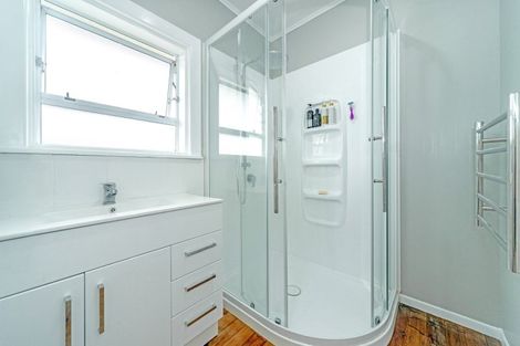 Photo of property in 5 Tolerton Avenue, Elgin, Gisborne, 4010