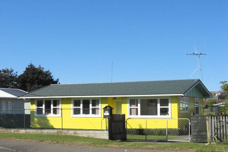 Photo of property in 599 Waitarere Beach Road, Waitarere Beach, Levin, 5510