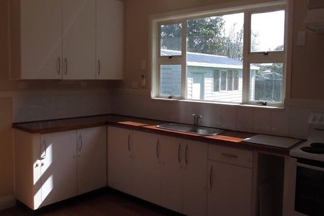 Photo of property in 87 Brandon Street, Featherston, 5710