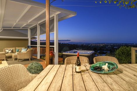 Photo of property in 29 Roger Guy Place, Welcome Bay, Tauranga, 3175