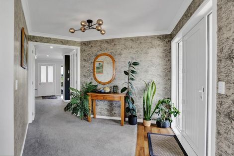 Photo of property in 32 Bird Road, Bird Road, Stratford, 4393