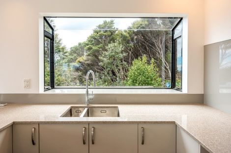 Photo of property in 13 Okoka Road, Omiha, Waiheke Island, 1081