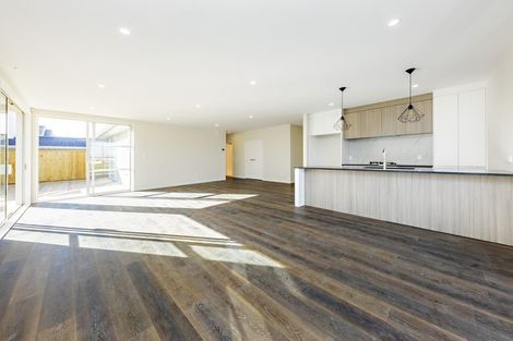 Photo of property in 43 Koroheke Road, Takanini, 2110