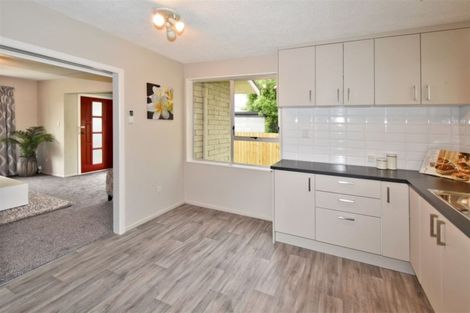 Photo of property in 4/104 Picton Avenue, Riccarton, Christchurch, 8011