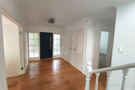 Photo of property in 2 King Richard Place, Browns Bay, Auckland, 0630