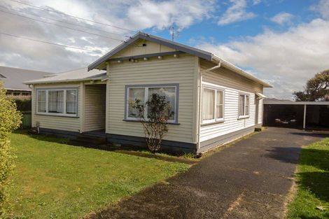 Photo of property in 15 Argyle Street, Hawera, 4610