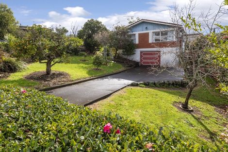 Photo of property in 32 Pegler Drive, Howick, Auckland, 2014
