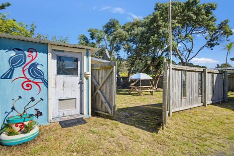 Photo of property in 1 Harbour Road, Ohope, 3121