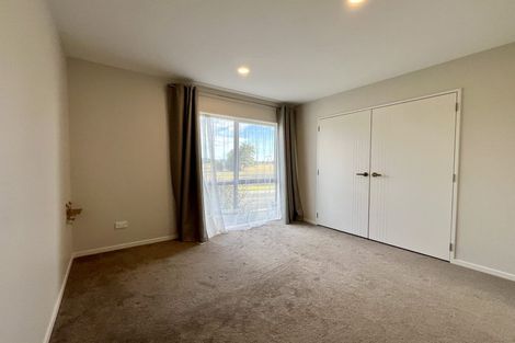 Photo of property in 93 Walsh Road, Papakura, 2110