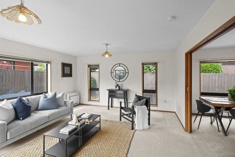 Photo of property in 2/8 Cricklewood Place, Avonhead, Christchurch, 8042