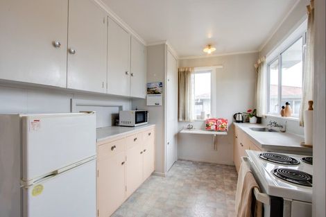 Photo of property in 18 Barnard Avenue, Maraenui, Napier, 4110