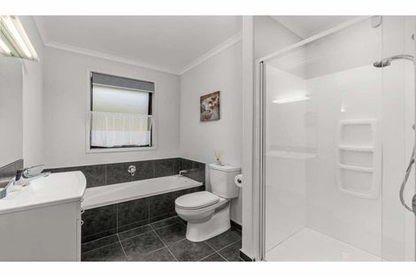 Photo of property in 98 River Drive, Kerikeri, 0294