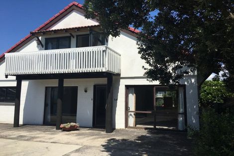 Photo of property in 34 Karewa Parade, Papamoa Beach, Papamoa, 3118